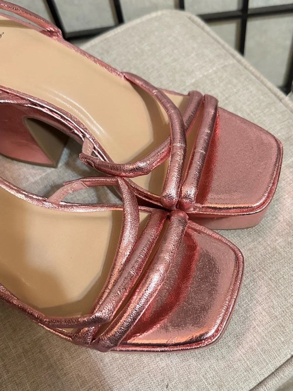 WILD FABLE Metallic Chunky Platform Block Square Toe Heel Sandals NWOT